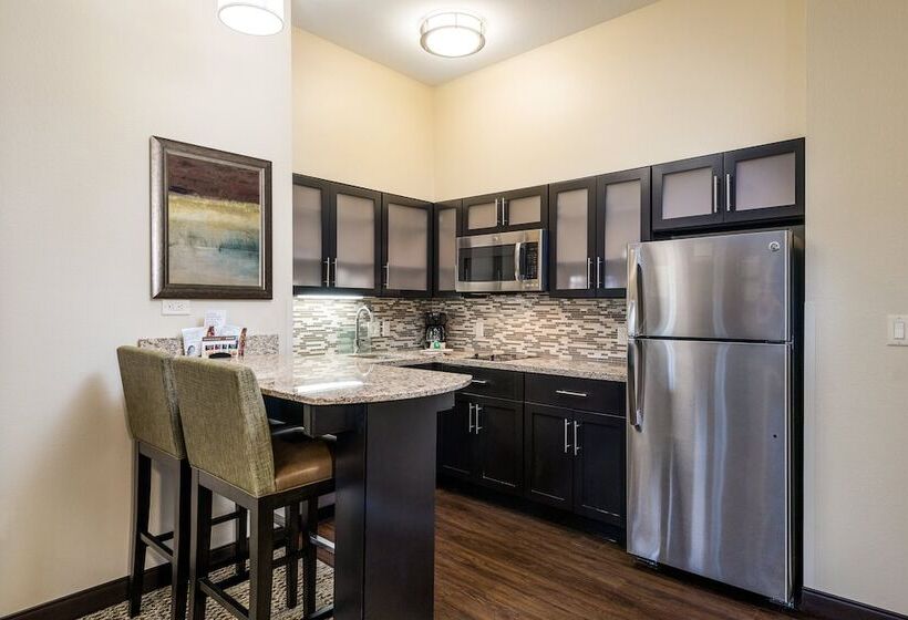 Люкс, Staybridge Suites Eau Claire   Altoona, An Ihg