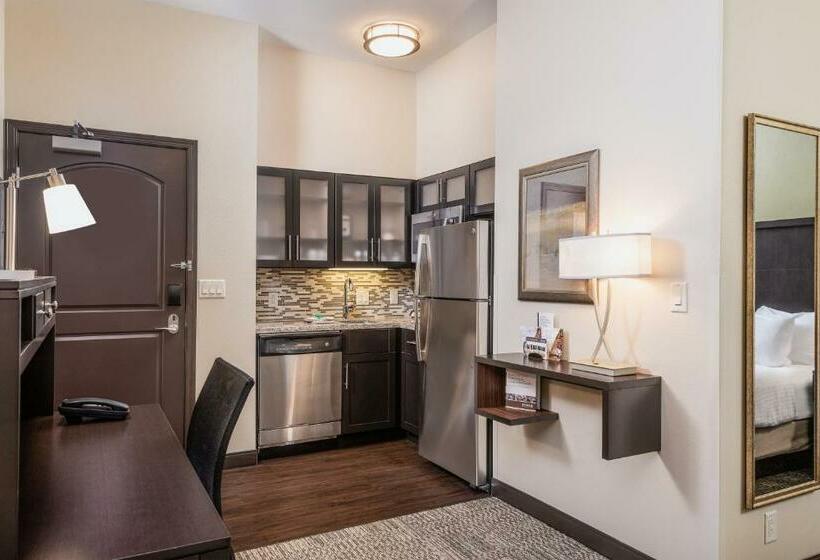 Студия Стандарт, Staybridge Suites Eau Claire   Altoona, An Ihg