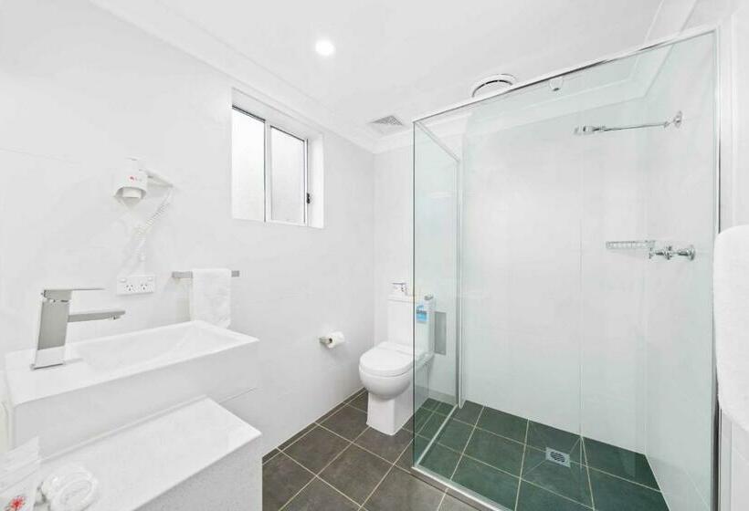 Номер Deluxe, Wm  Bankstown