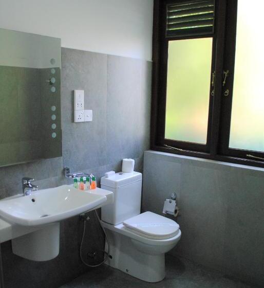 Chambre Deluxe avec Balcon, Yo Kandy