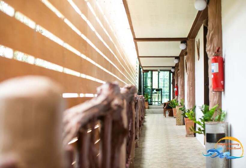 家庭间, Naiyang Discovery Beach Resort Sha