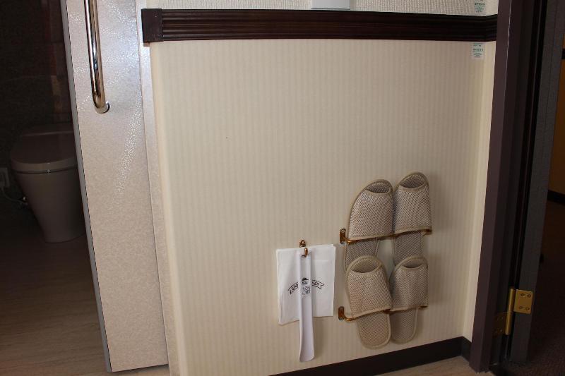Номер Стандарт, Toyoko Inn Asahikawa Ekimae Ichijodori
