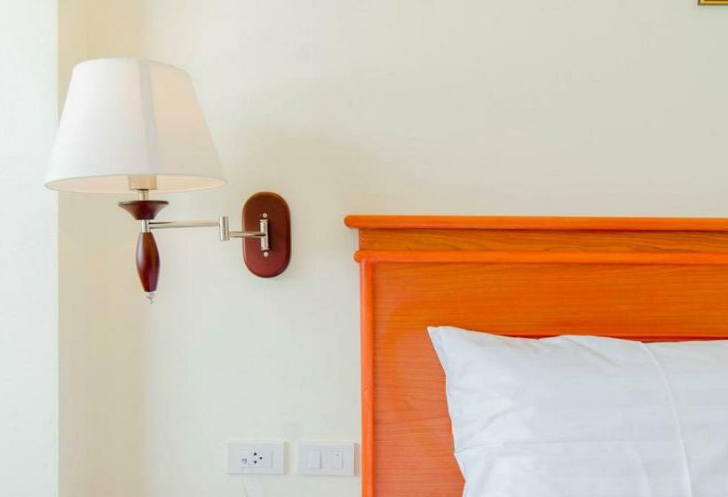 Номер Superior Кровать Кинг, Phaithong Sotel Resort