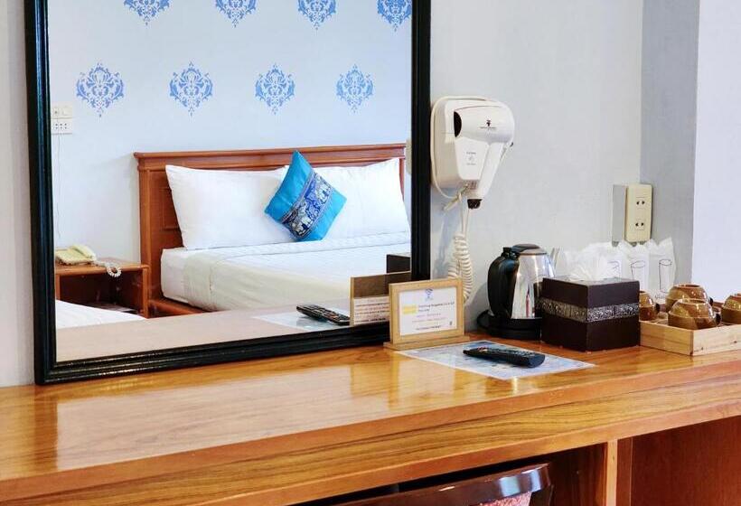 Семейное Бунгало, Phaithong Sotel Resort