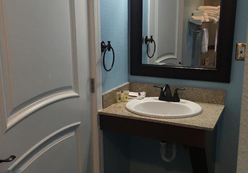 Люкс Вид на Море, Dolphin Cove Motel