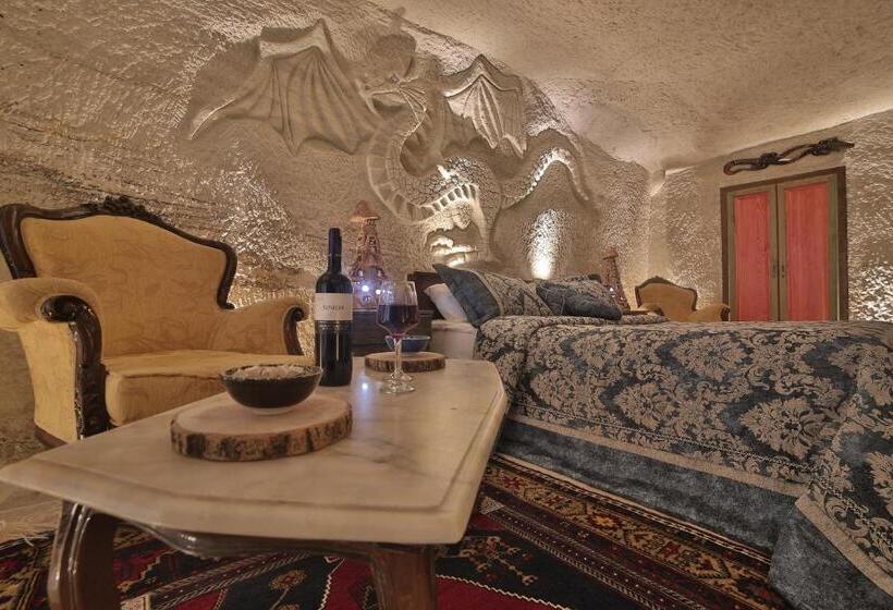 غرفة قياسية سرير كينج, Kayatas Cave Suites