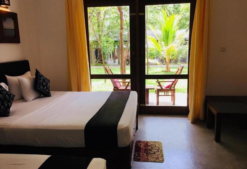 اتاق لوکس خانوادگی, Nil Diya Mankada Safari Lodge