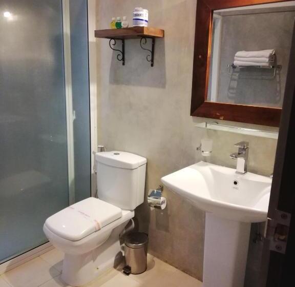 اتاق سه نفره دلوکس با چشم‌انداز باغ, Nil Diya Mankada Safari Lodge