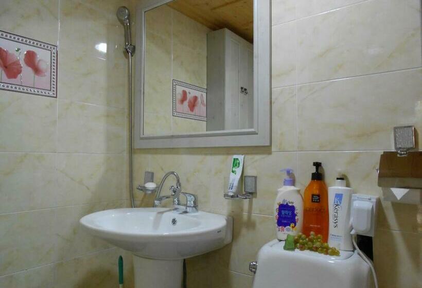 غرفة ديلوكس, Happiness Full Hanok Guesthouse
