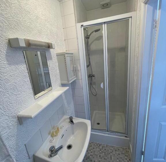 Номер Стандарт, Queens Hotel, Skegness
