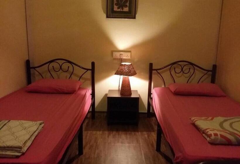 غرفة قياسية, Muntri House   Hostel