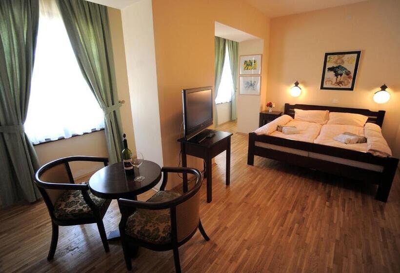 3-Bett-Standardzimmer, Kalin