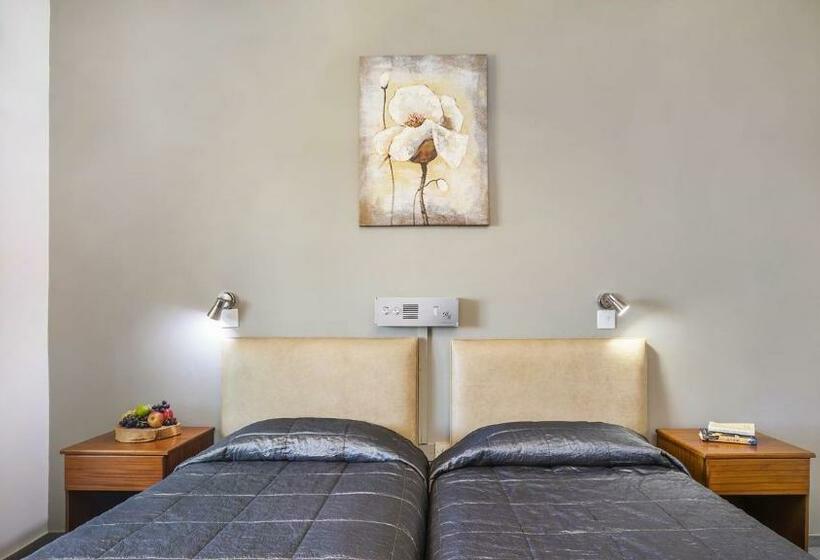 패밀리 룸 산 전망, Troodos Hotel & Spa