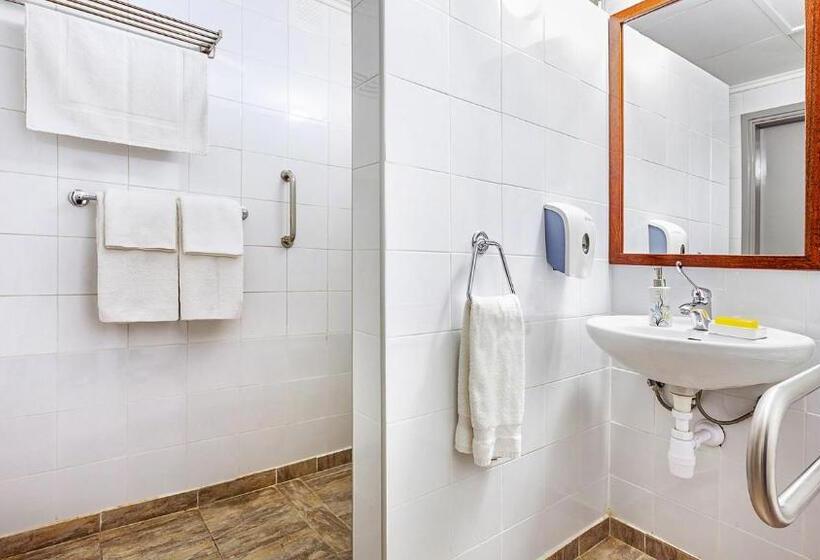 패밀리 룸 산 전망, Troodos Hotel & Spa