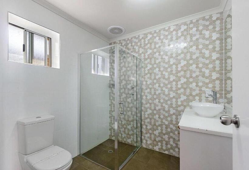 스탠다드 룸 킹사이즈 침대, Comfort Inn Flinders On Main