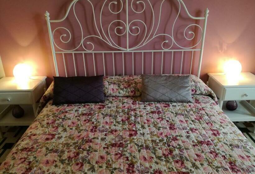 חדר סטנדרט נוף לים עם מרפסת, Aretè Guest House