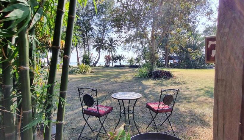 바다 전망 스탠다드 방갈로, Tk Beach Resort Koh Mak
