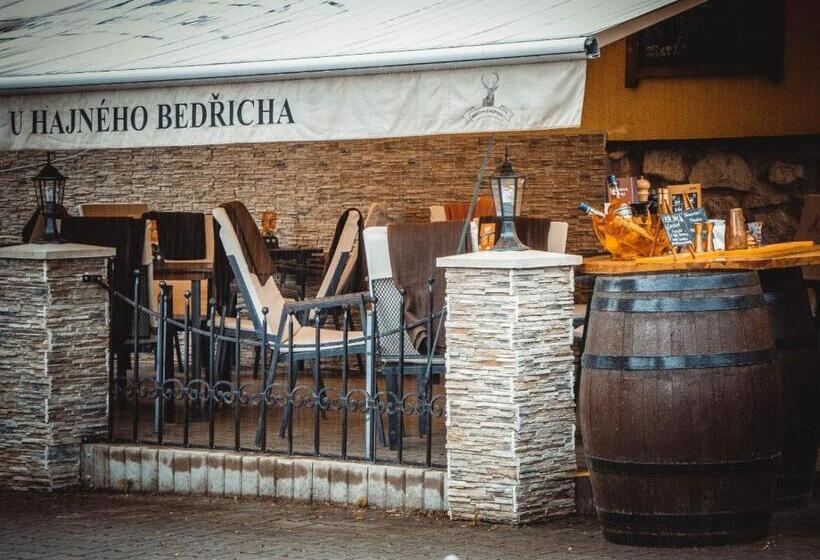 Апартаменты 2 Спальни, Penzion U Hajneho Bedricha