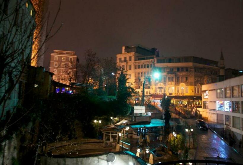 سوییت لوکس, Art Nouveau Galata