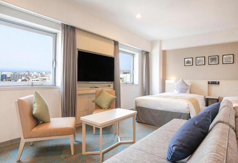 Семейный Номер, Art Hotel Oita