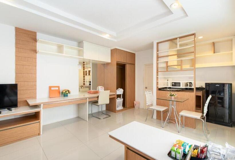 패밀리 룸, Riski Residence Ngamwongwan