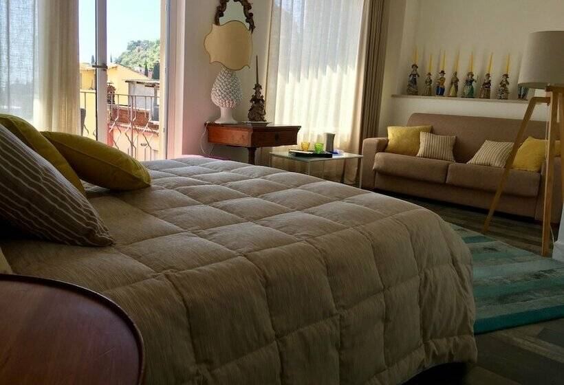 سوییت با چشم‌انداز دریا, Casa Aricò & Shatulle Suites