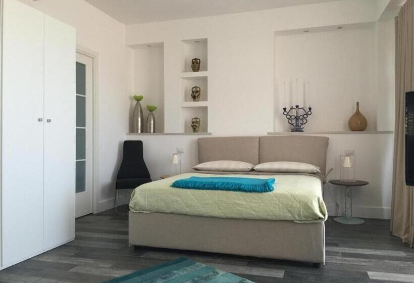 سوییت با چشم‌انداز دریا, Casa Aricò & Shatulle Suites