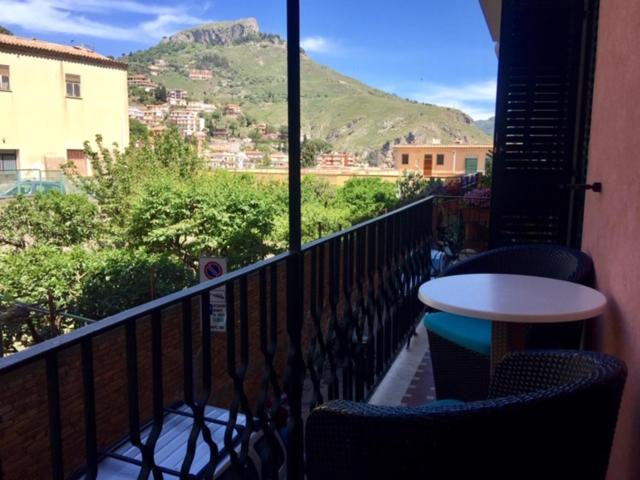 اتاق استاندارد با بالکن, Casa Aricò & Shatulle Suites