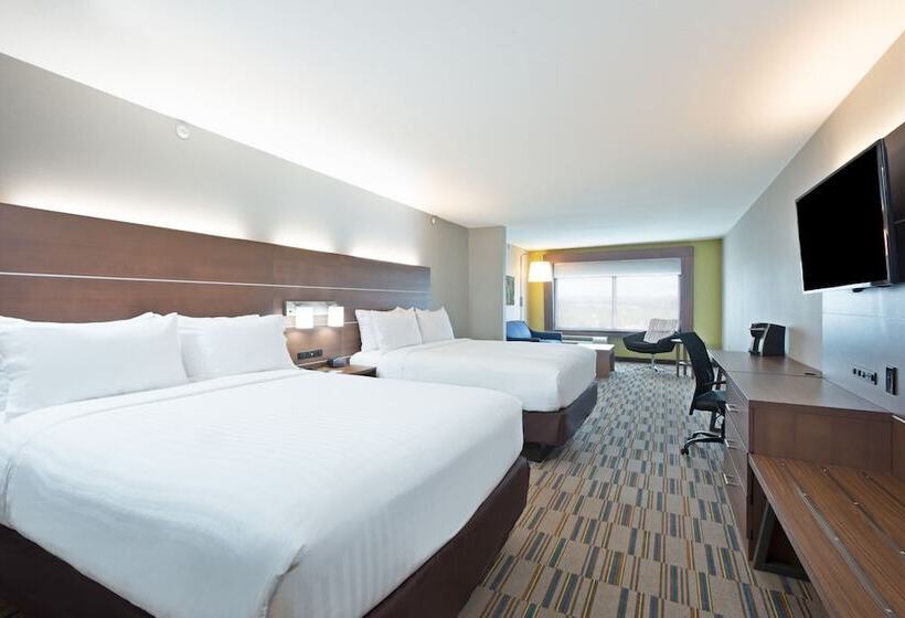 套房, Holiday Inn Express & Suites Uniontown, An Ihg