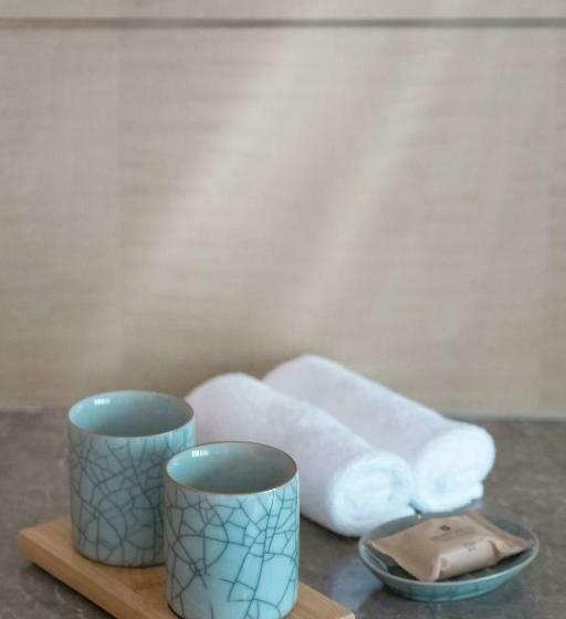 Номер Deluxe, Midtown Shangri La, Hangzhou   Around 5 Minutes Walking Distance To West Lake