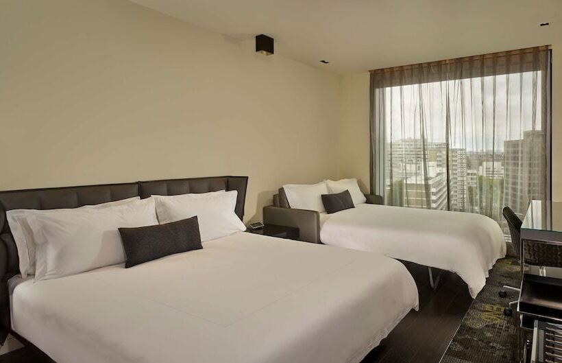Студио Executive, Park Plaza London Waterloo
