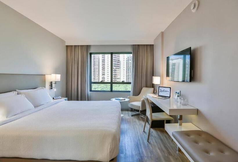 Bisneshuone, Radisson Rio De Janeiro Barra