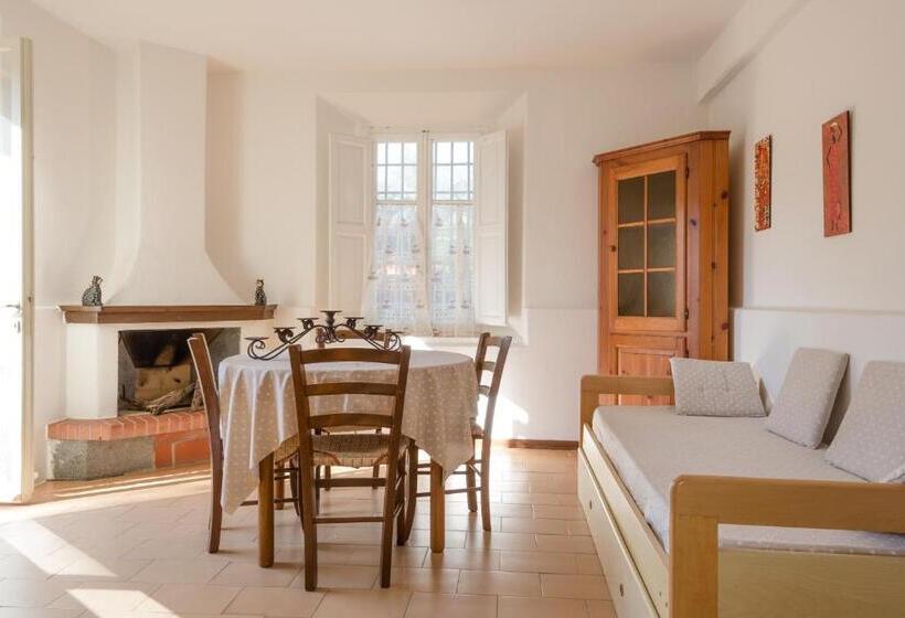 Апартаменты 2 Спальни, Villa Emilia
