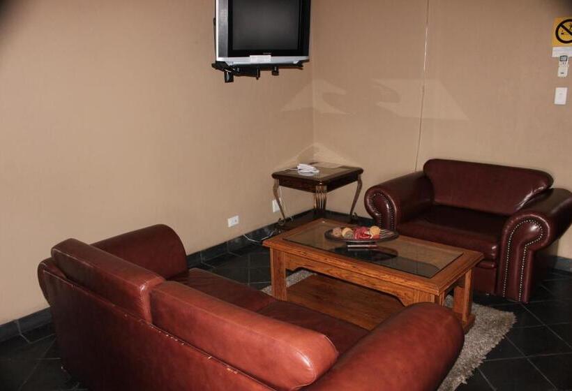 스위트, Picanha Grill Guest House & Events Venue