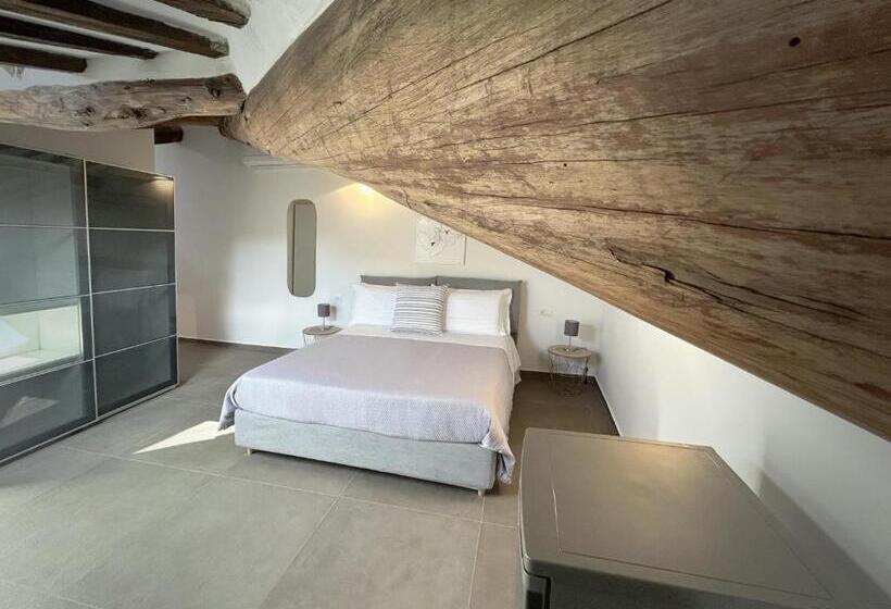 غرفة قياسية, New Moon Rooms