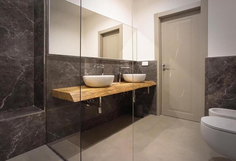شقة سوبريور غرفة واحدة, New Moon Rooms