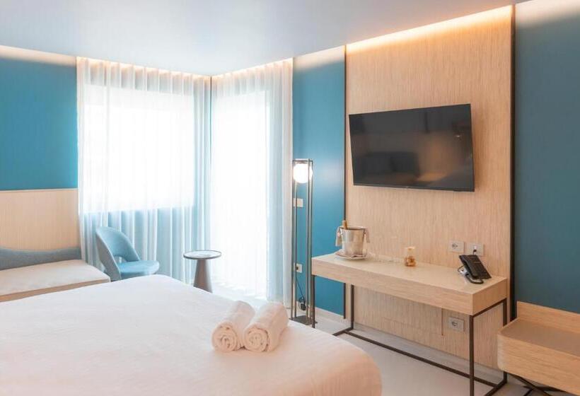 سوئیت جونیور خانوادگی, Ambasciatori Suite