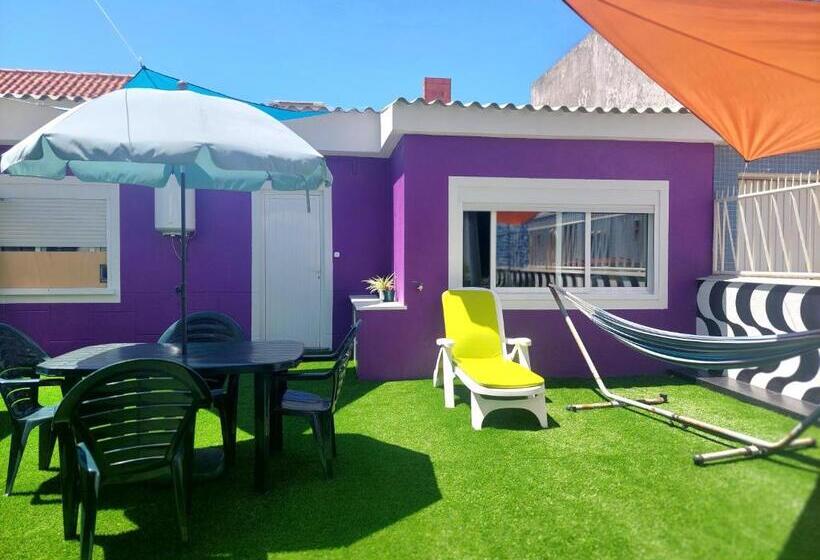 标准间内部标间, Beach Life Caparica