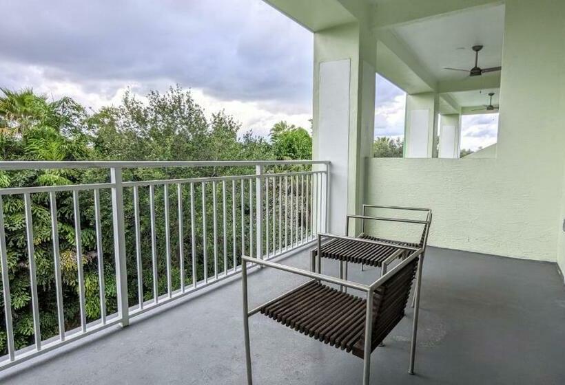 Апартаменты 1 Спальня с Балконом, Upscale Resort Villa In The Heart Of Miami