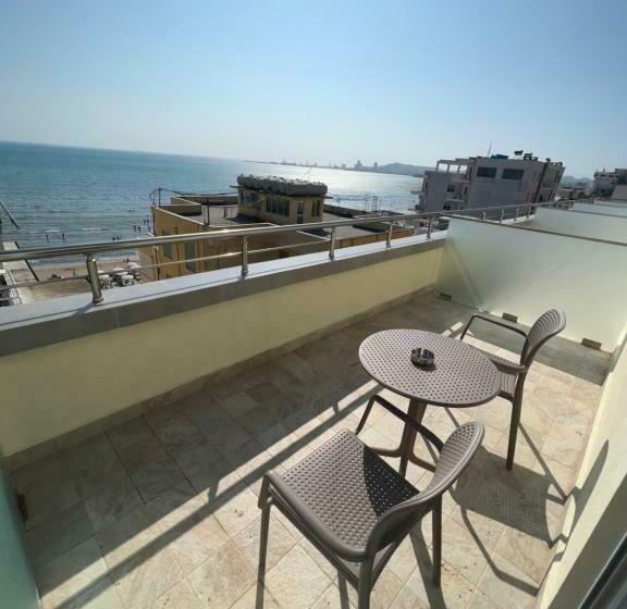 스탠다드 발코니 룸 바다 전망, Split Rooftop Suites