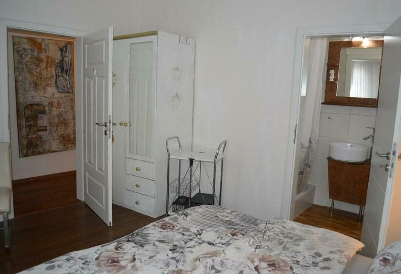 Номер Стандарт, Ulrike S Pension Am Kurpark