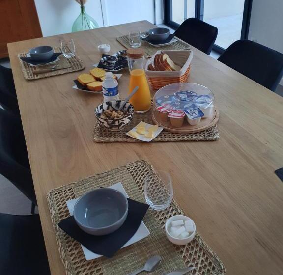 Номер Стандарт, Chambre 15 M2 Avec Sdb Privative