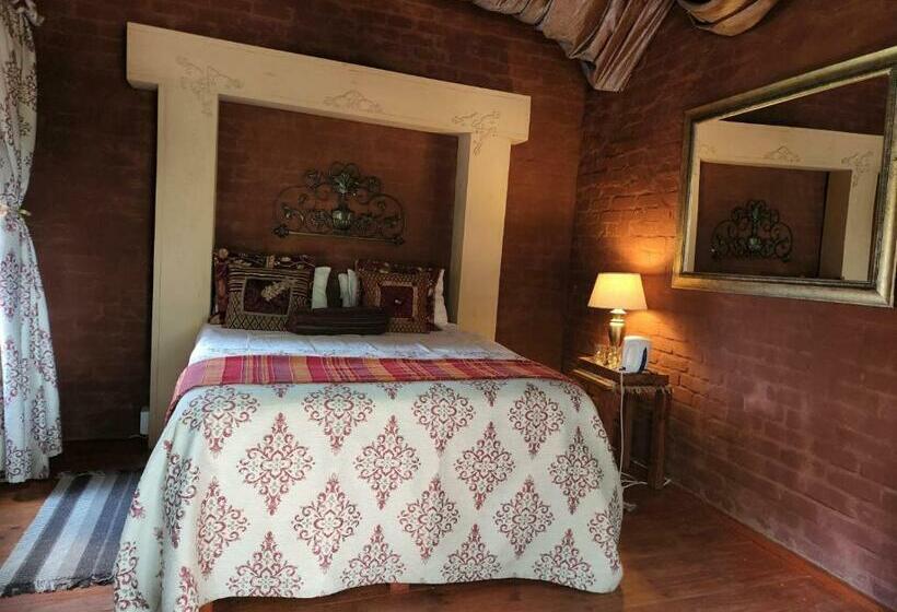 Номер бизнес-класса, Equeen Inn At Castle Da Angelo