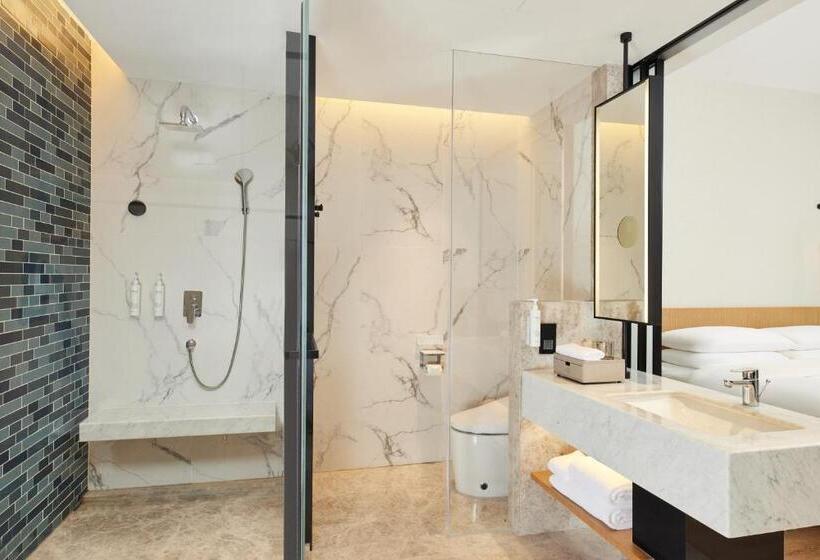 Семейный Номер, Fairfield By Marriott Zibo