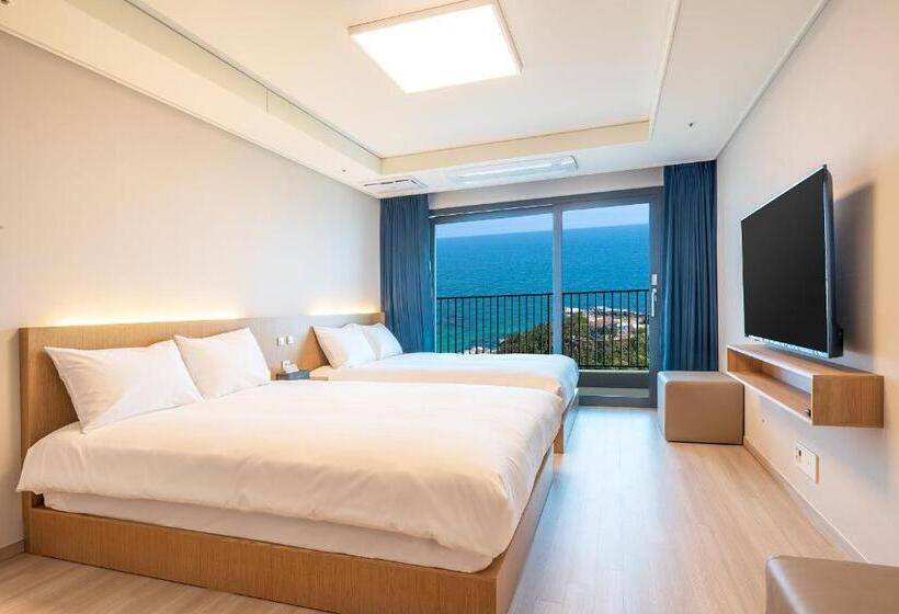 اتاق لوکس با چشم‌انداز دریا, Sokcho I Park Suite Hotel & Residence
