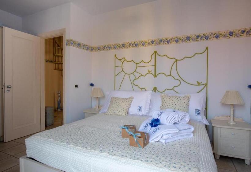 غرفة قياسية مع حمام خارجي, B&b At Durrueli S