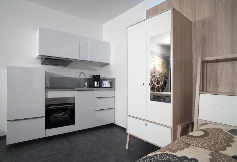 جناح ديلوكس, Designpension Idyll Nr2 Hotel Garni