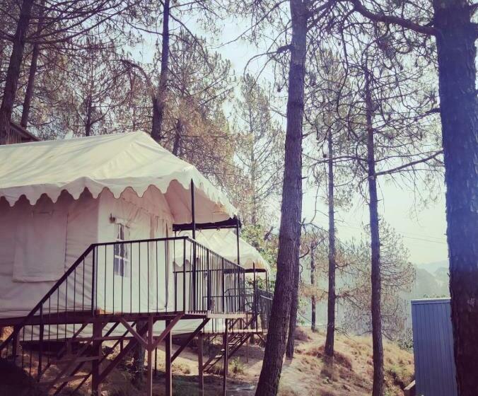 Номер Deluxe, Paradise Pool Resort By Beyond Stay Nainital