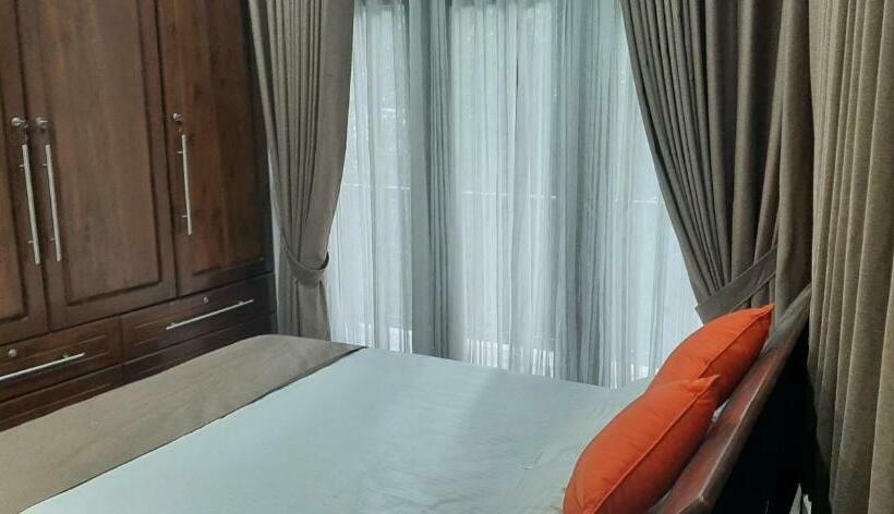 Номер Стандарт с Балконом, Dream Residence