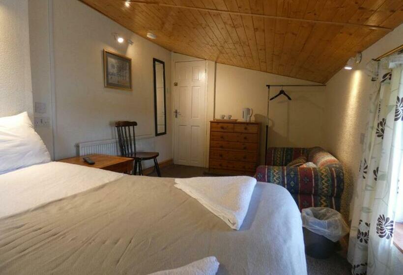 Номер Стандарт Вид на Сад, Hill Breeze House